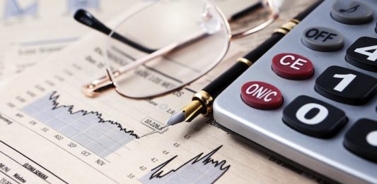 Invertir inteligentemente y hacerse rico – 7 pasos clave Invertir inteligentemente y hacerse rico – 7 pasos clave